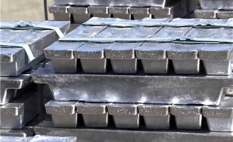 ۷۰ درصد صادرات استان زنجان از صنعت سرب و روی است