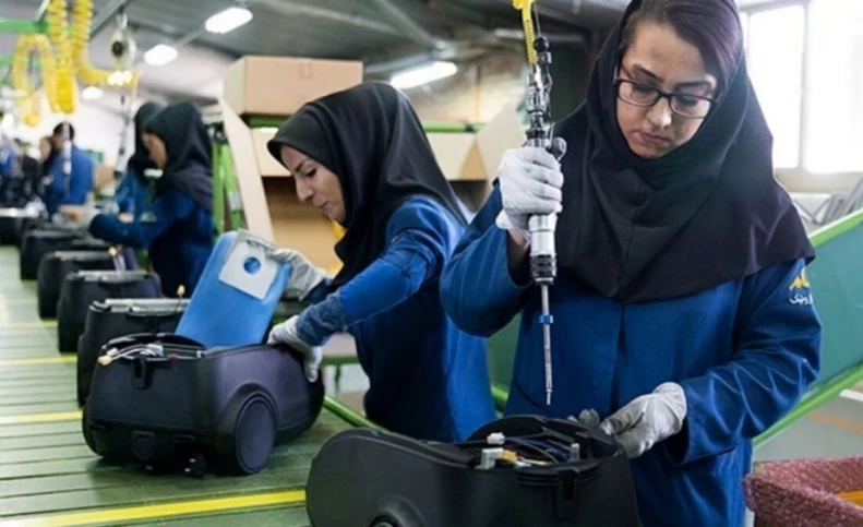 زنان جامانده از بازار کار
