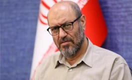 نقدی بر عملکرد حسین دهقان