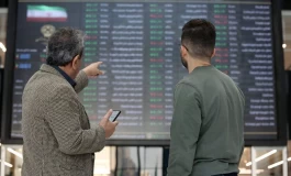 بورس در ایستگاه انتظار