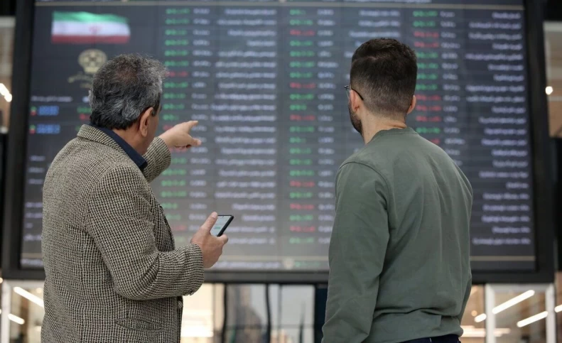 بورس در ایستگاه انتظار