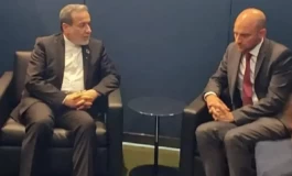 عراقچی با همتای فرانسوی خود در پاریس دیدار می کند