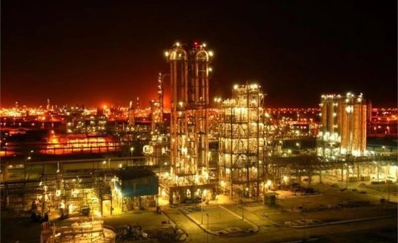 درخشش پتروشیمی خارک در پتروفن