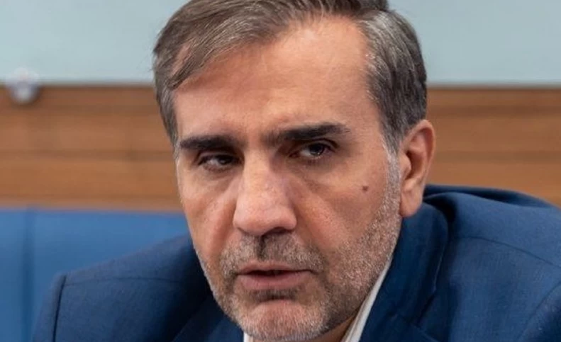 آقای فخرایی؛ آپادانا دقیقاً چه زمانی و با کدام اکسیژن افتتاح می‌شود؟