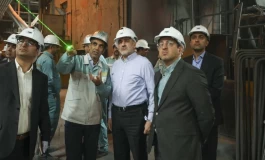 فولاد مبارکه باید در مکان فعلی بازسازی شود