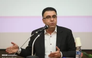 تثبیت نرخ ارز با استقلال سیاست پولی در تعارض است / میزان ذخایر ارزی، ضامن پایداری نرخ تثبیت‌شده نیست